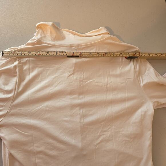 2 Unbranded Long Sleeve Tees Women's M Cream / Pink Half Button NWOT - Picture 11 of 16